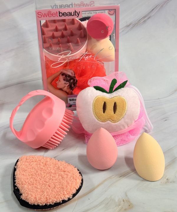 Kit Sweet Beauty Con Esponjas De Ba&ntilde;o / Cepillo Masajeador / Blender