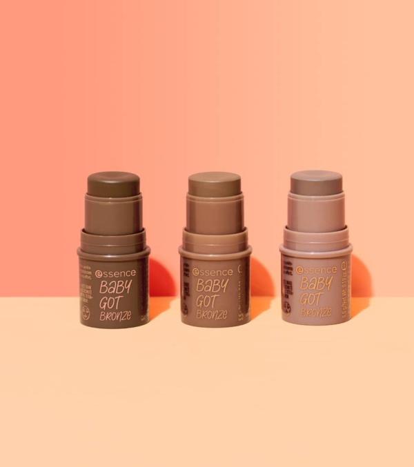 Baby Got Bronze Essence Holiday Glow