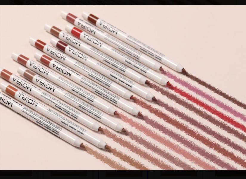 Delineador De Labios Plumping Moira Honey