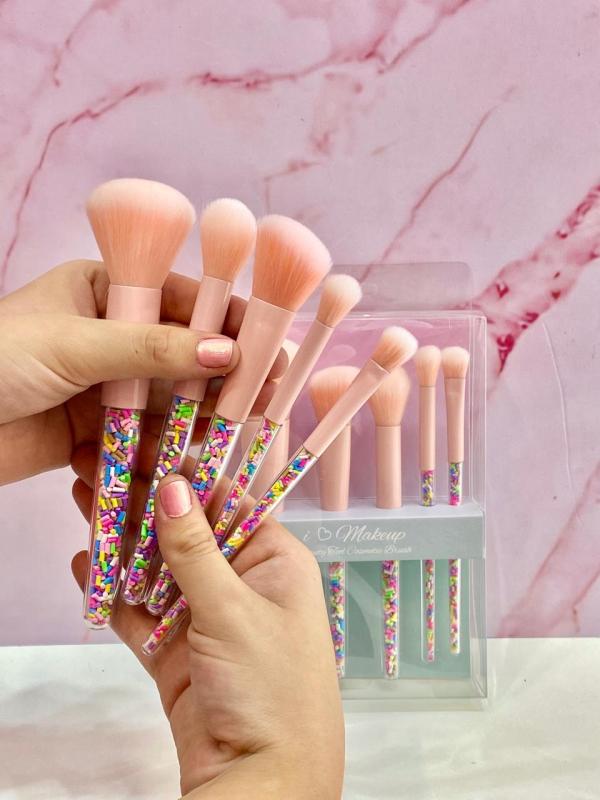 Set De Brochas Con Piedritas De Colores