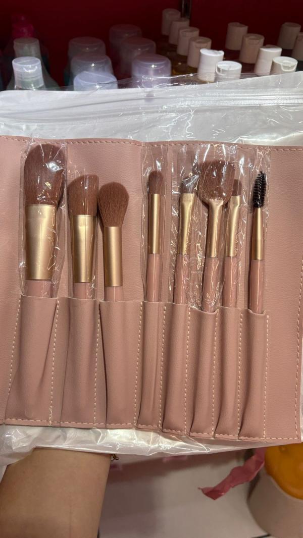 Set Brochas 8Pcs En Estuche 06087-17